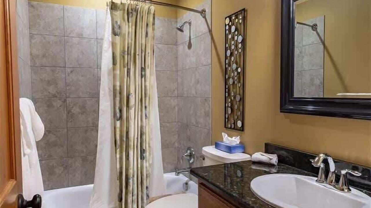 Photo of Bathroom in Lazy Acres