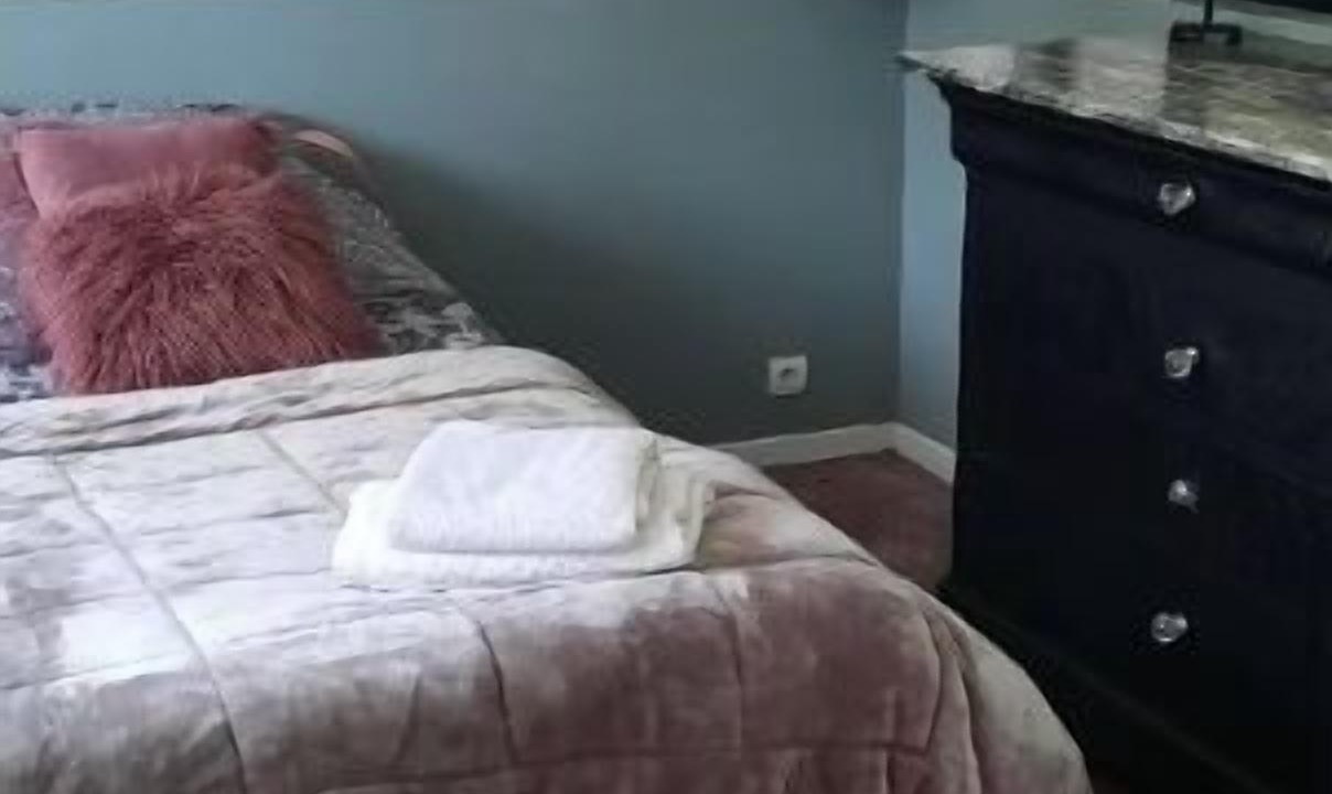 Photo of Bedroom in Brains-sur-Gee