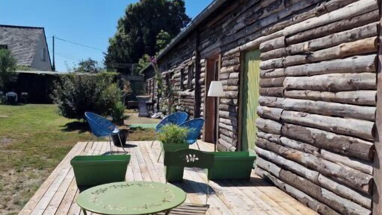 Photo of Outdoor in Brains-sur-Gee