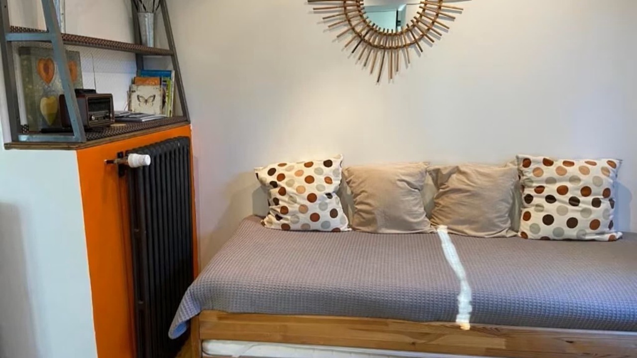 Photo of Bedroom in Saint-Jean-des-Mauvrets
