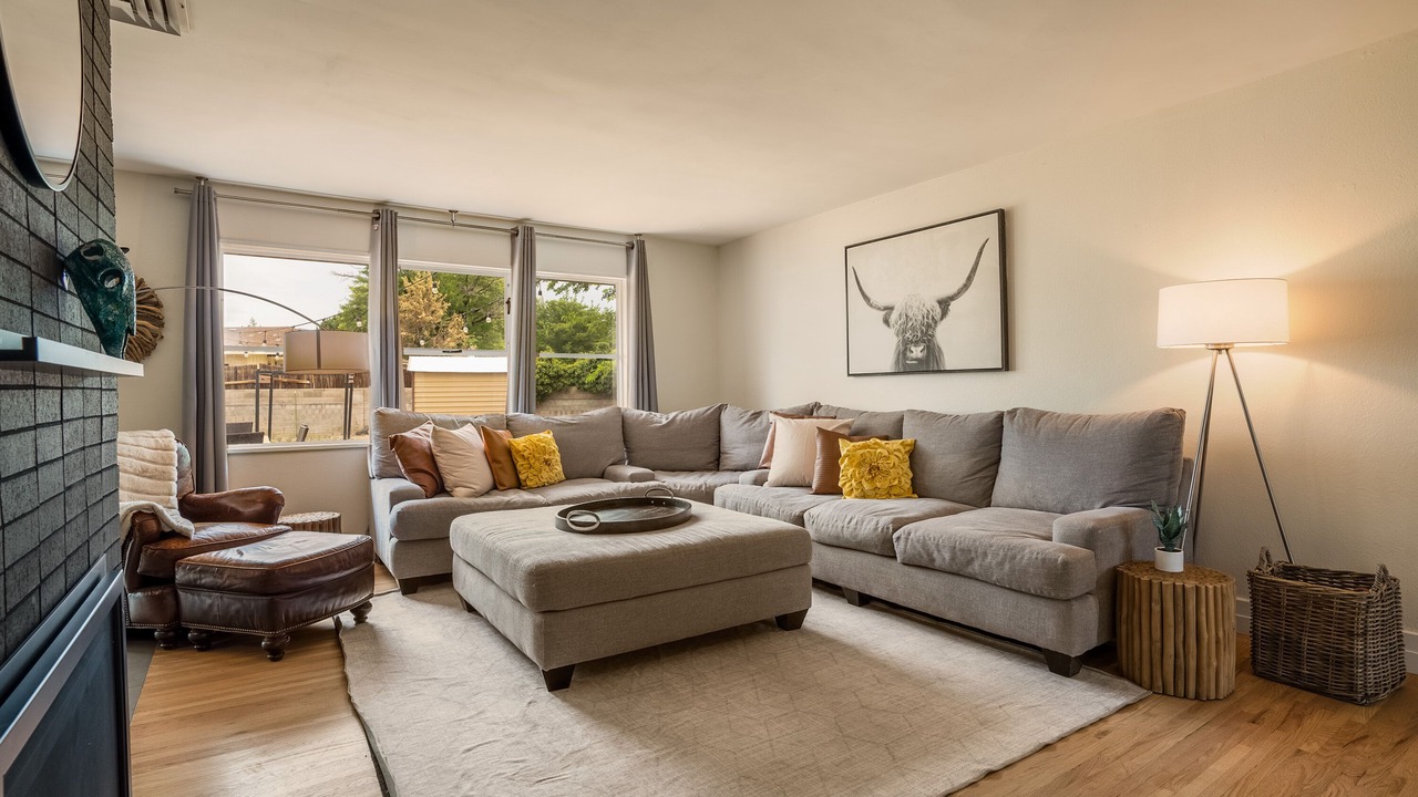Photo of Livingroom in Northeast Heights
