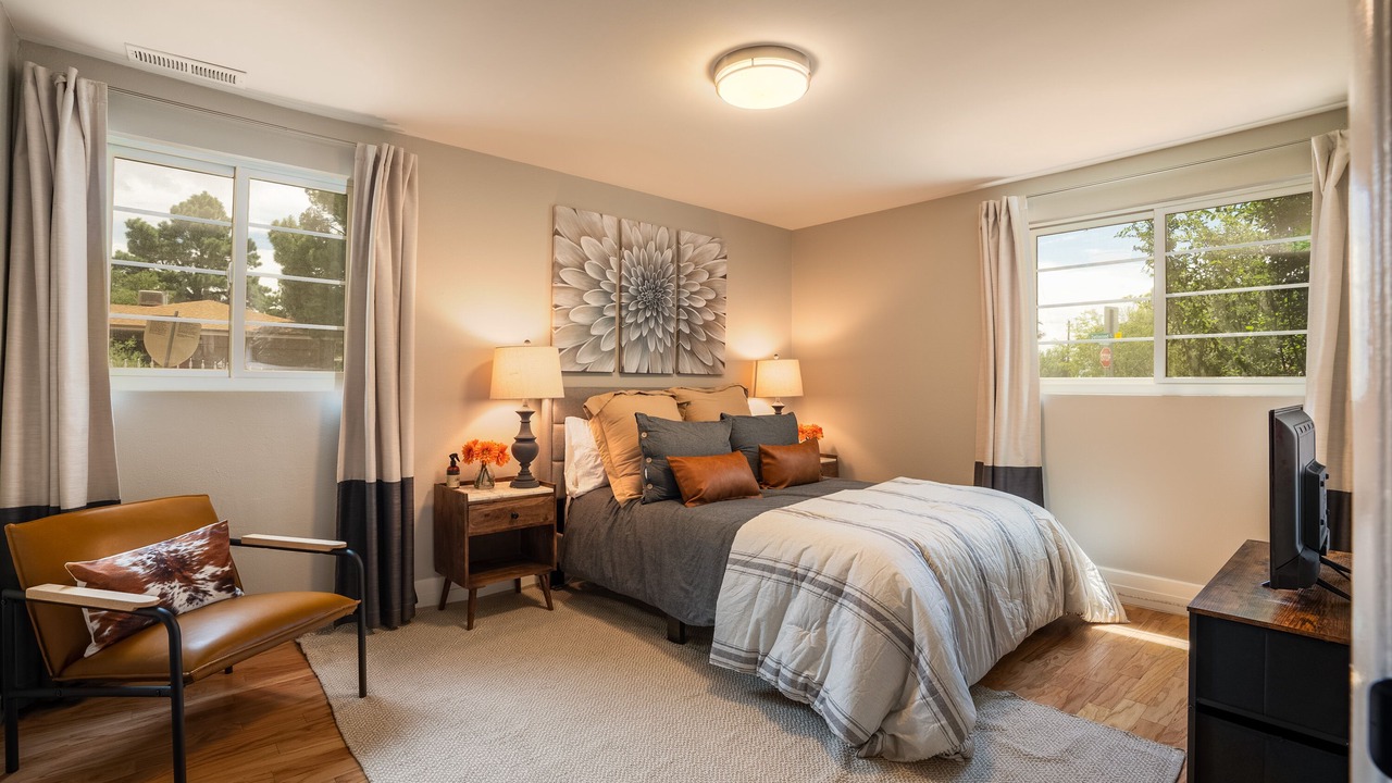 Photo of Bedroom in Northeast Heights