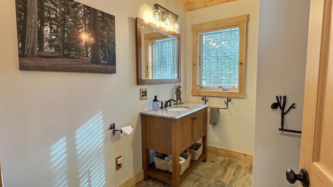 Photo of Bathroom in Little Valley