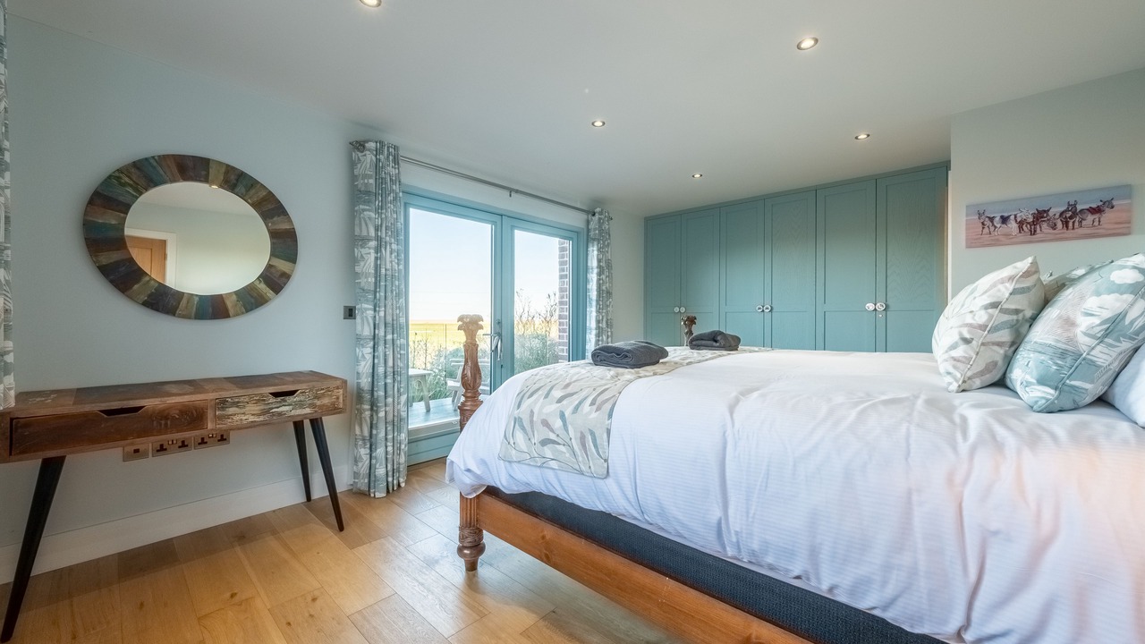 Photo of Others in Salthouse