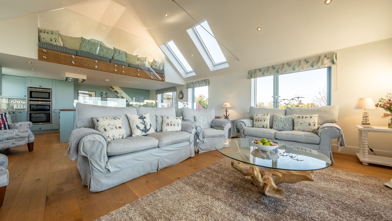 Photo of Others in Salthouse