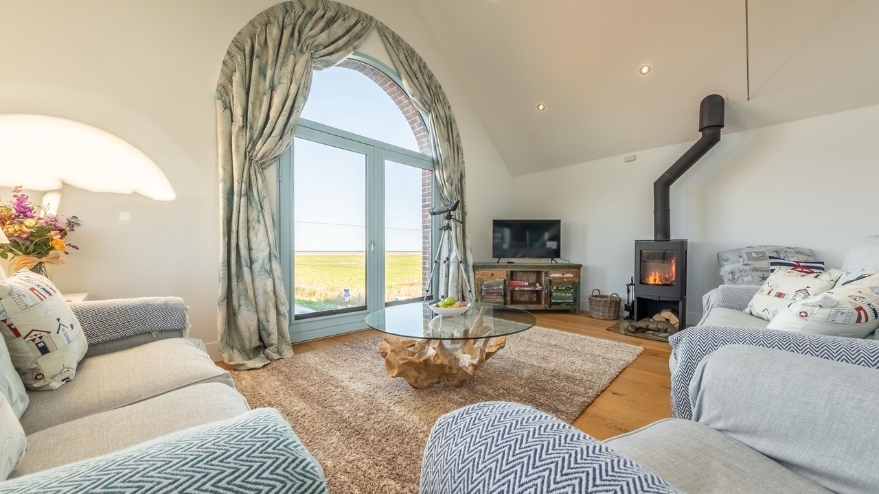 Photo of Others in Salthouse