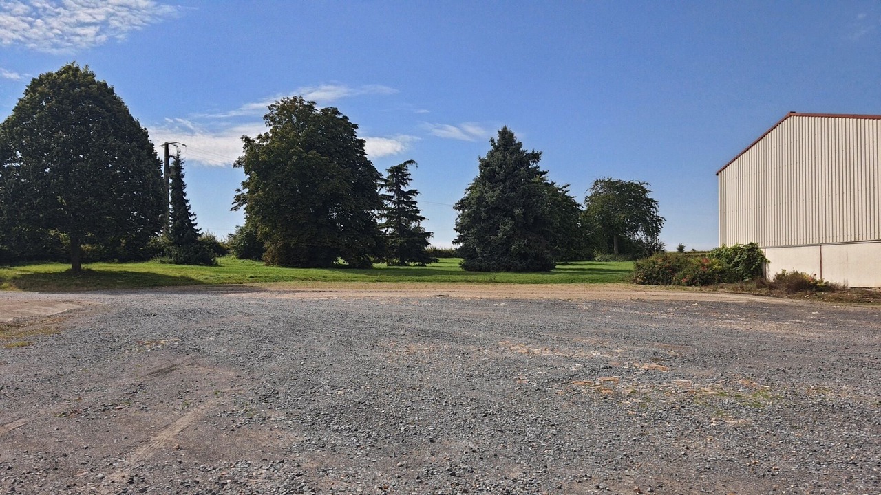 Photo of Others in Coulonges-Cohan