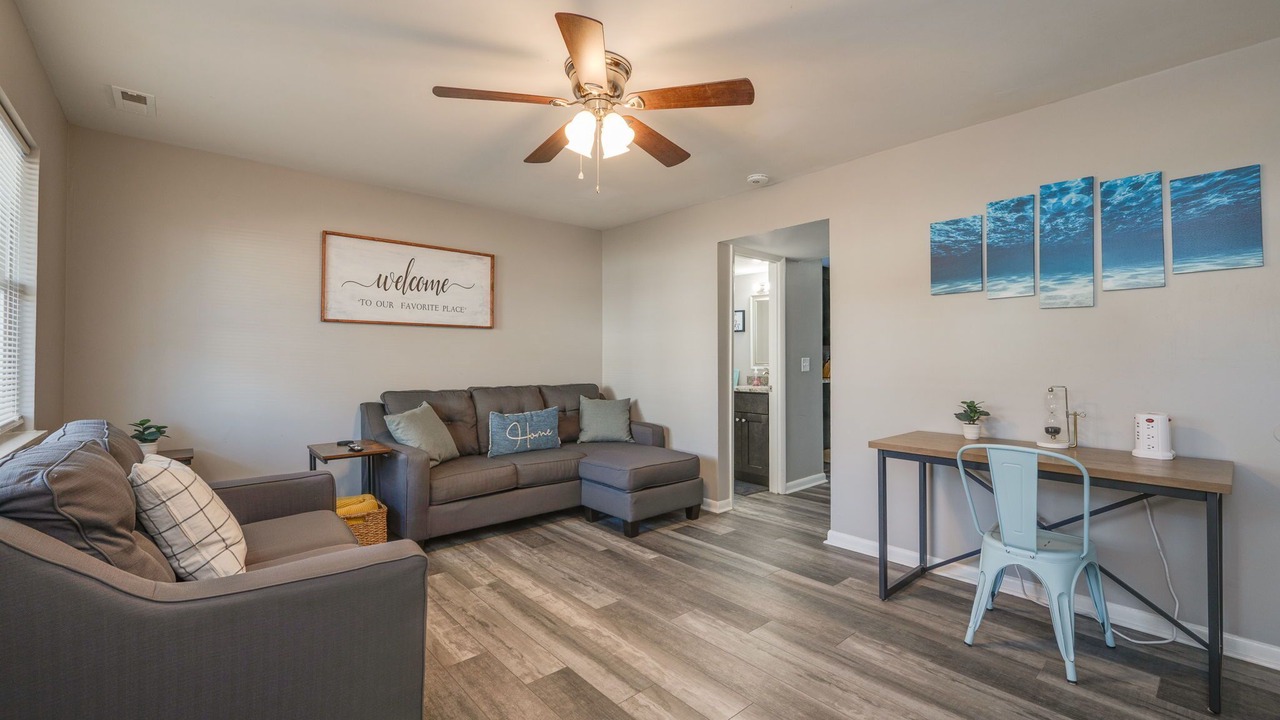 Photo of Livingroom in Hampton