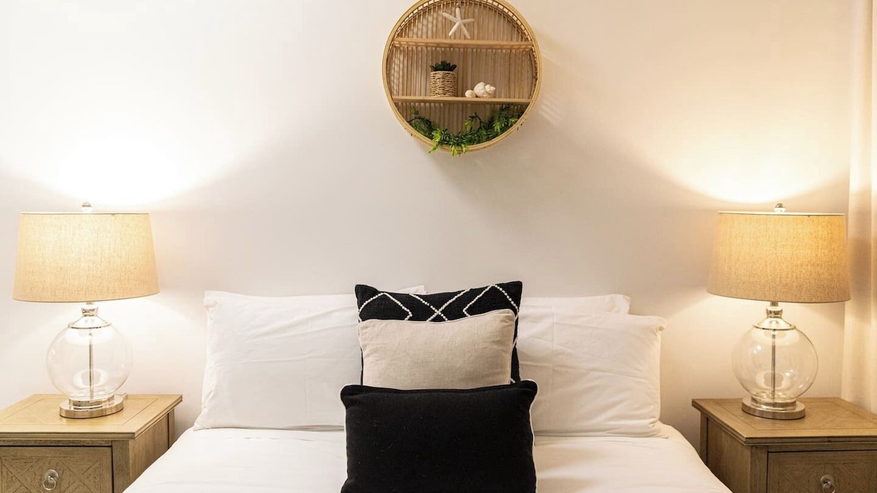 Photo of Bedroom in Trinity Beach