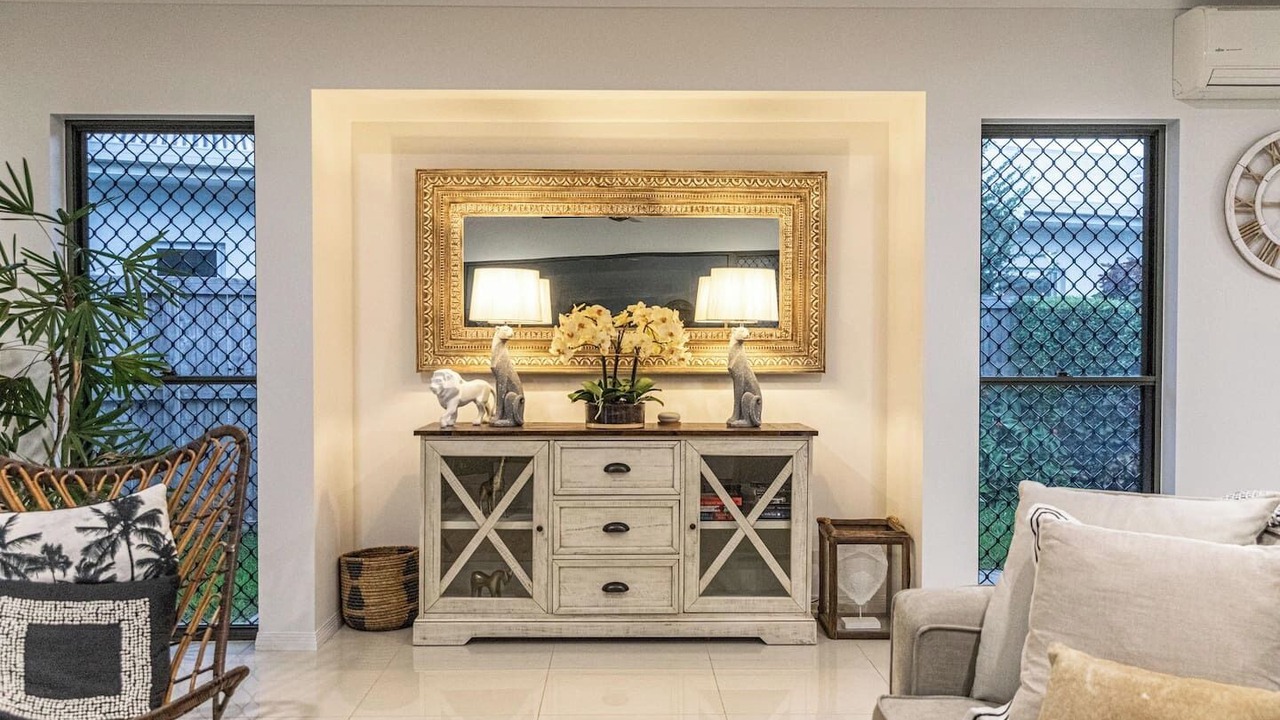 Photo of Livingroom in Trinity Beach