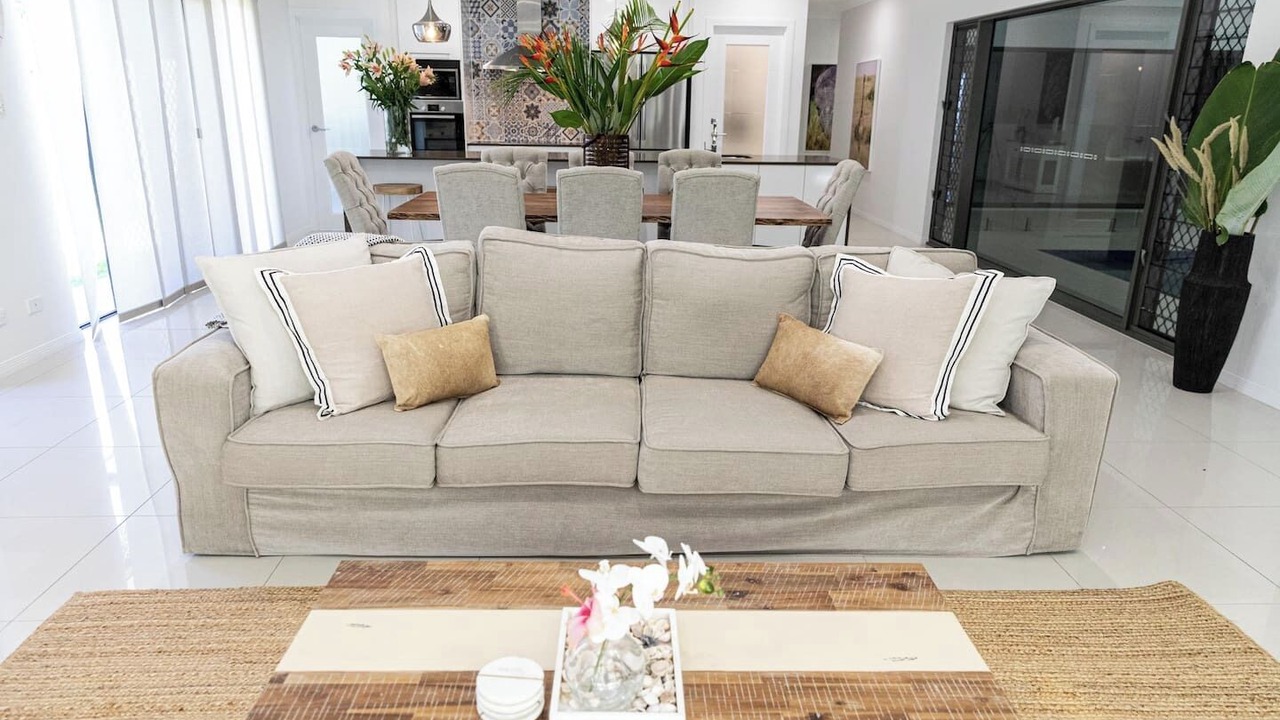 Photo of Livingroom in Trinity Beach