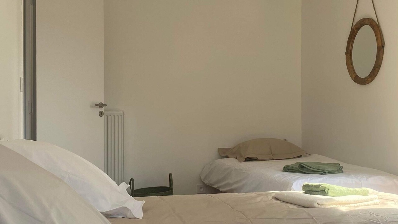 Photo of Bedroom in Ploneour-Lanvern