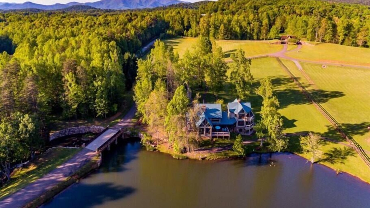 Photo of Others in Ellijay