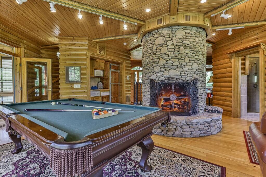 Photo of Bedroom in Ellijay