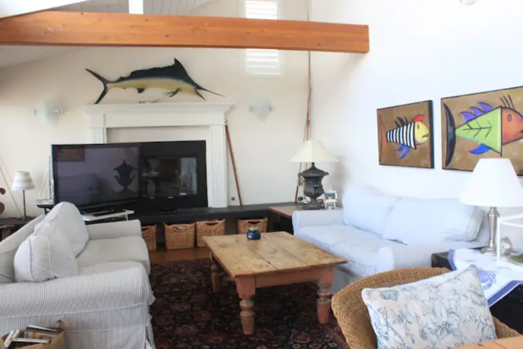 Photo of Livingroom in Coupeville