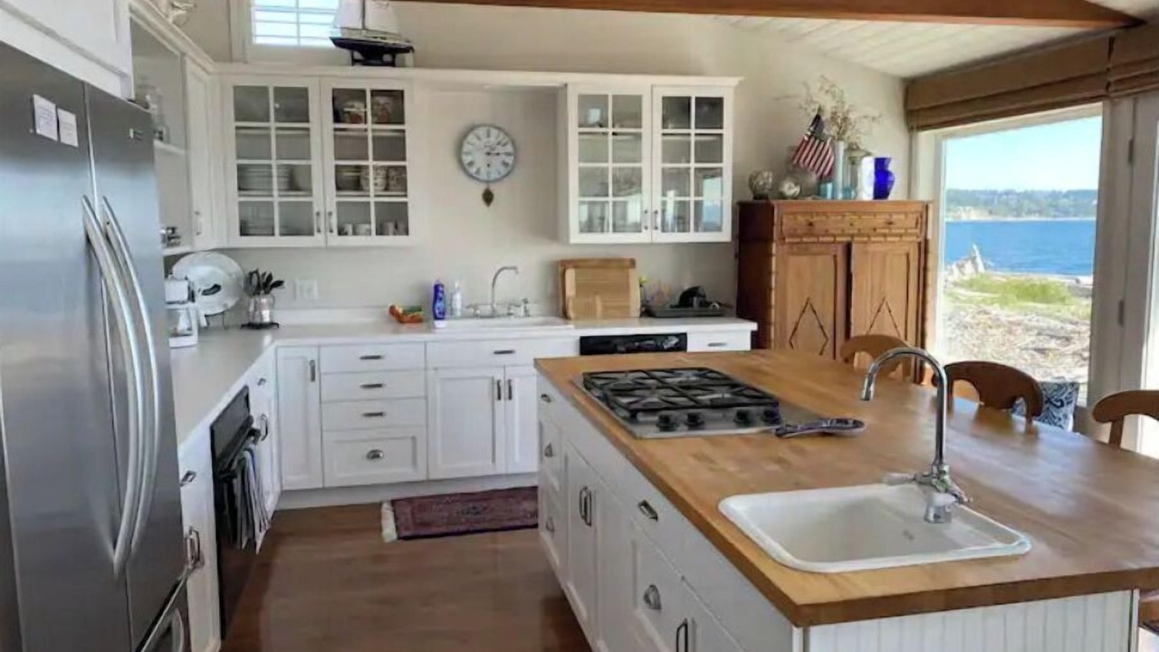 Photo of Kitchen in Coupeville