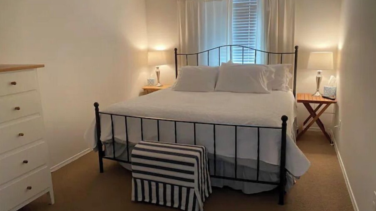 Photo of Bedroom in Coupeville