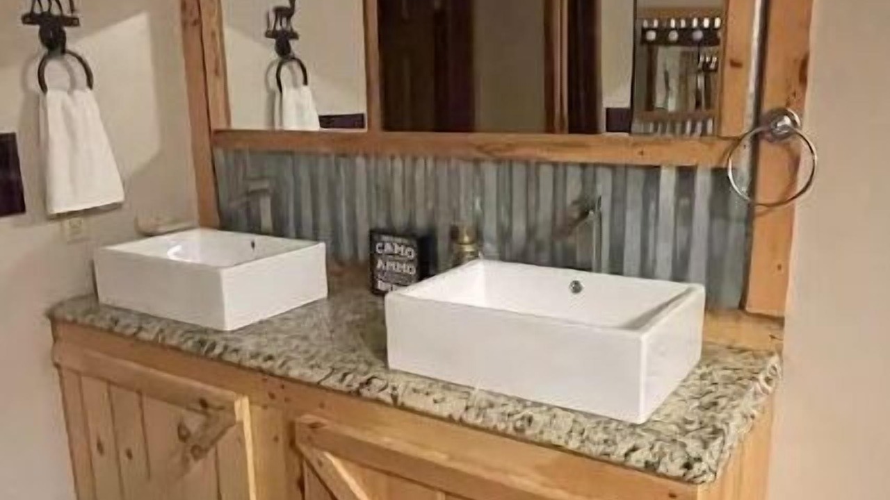 Photo of Bathroom in Compton