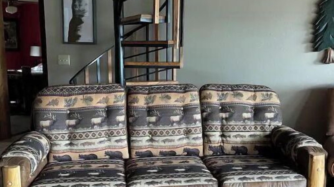 Photo of Livingroom in Compton