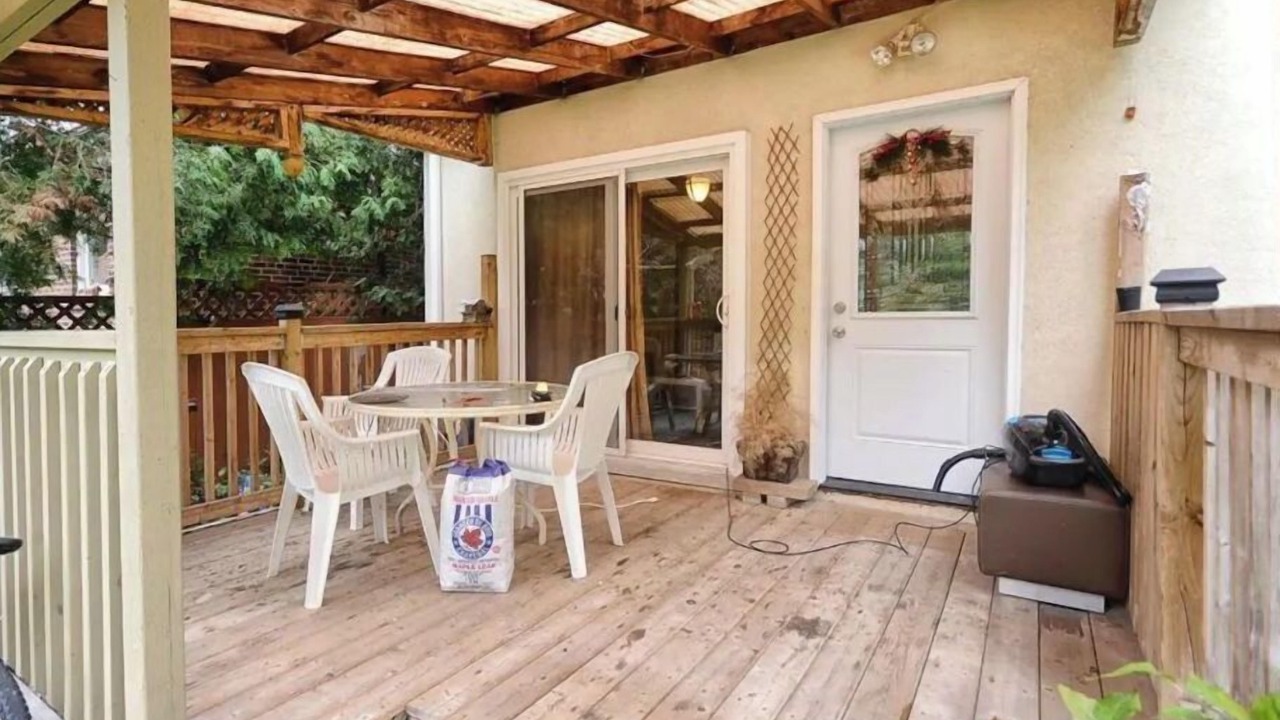 Photo of Outdoor in Thornhill