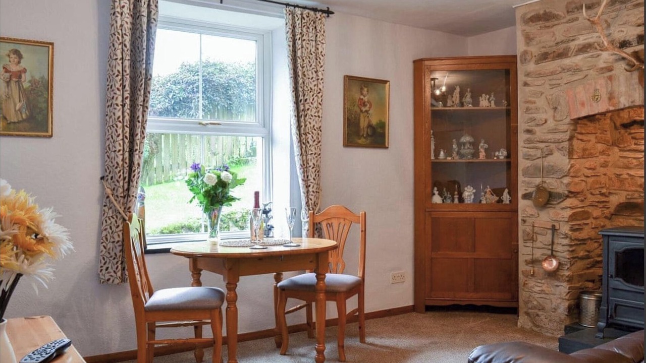 Photo of Others in Lynton