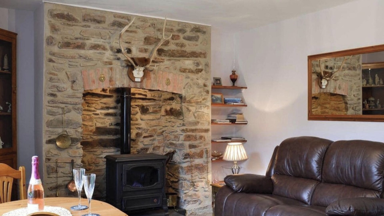 Photo of Others in Lynton