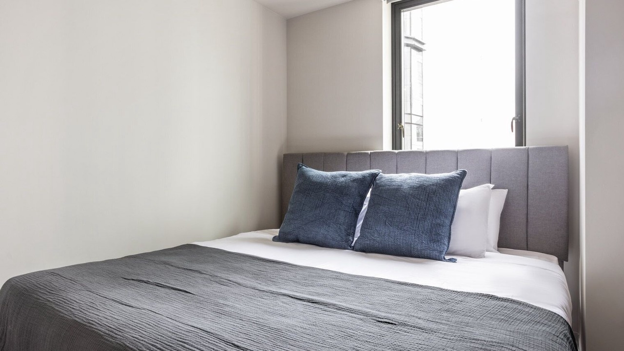 Photo of Bedroom in Theatre District