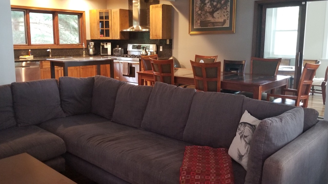 Photo of Livingroom in Tobyhanna