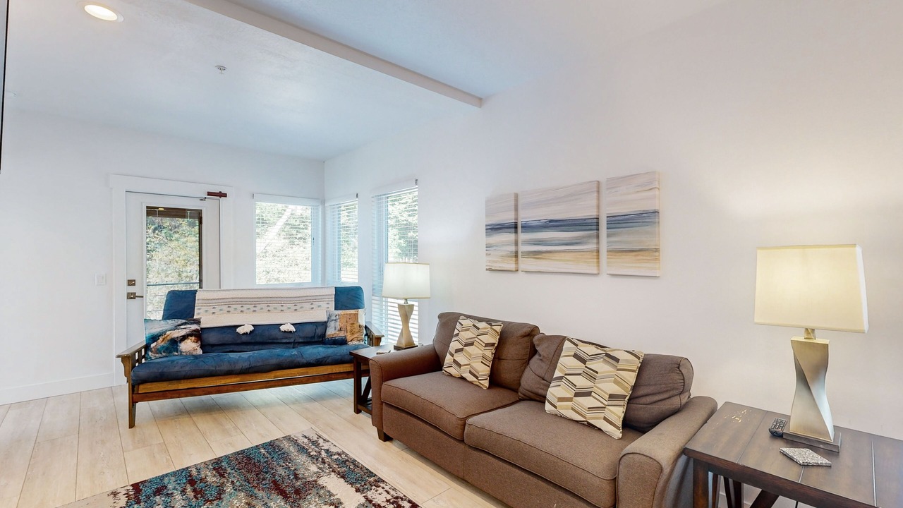 Photo of Livingroom in Gold Beach