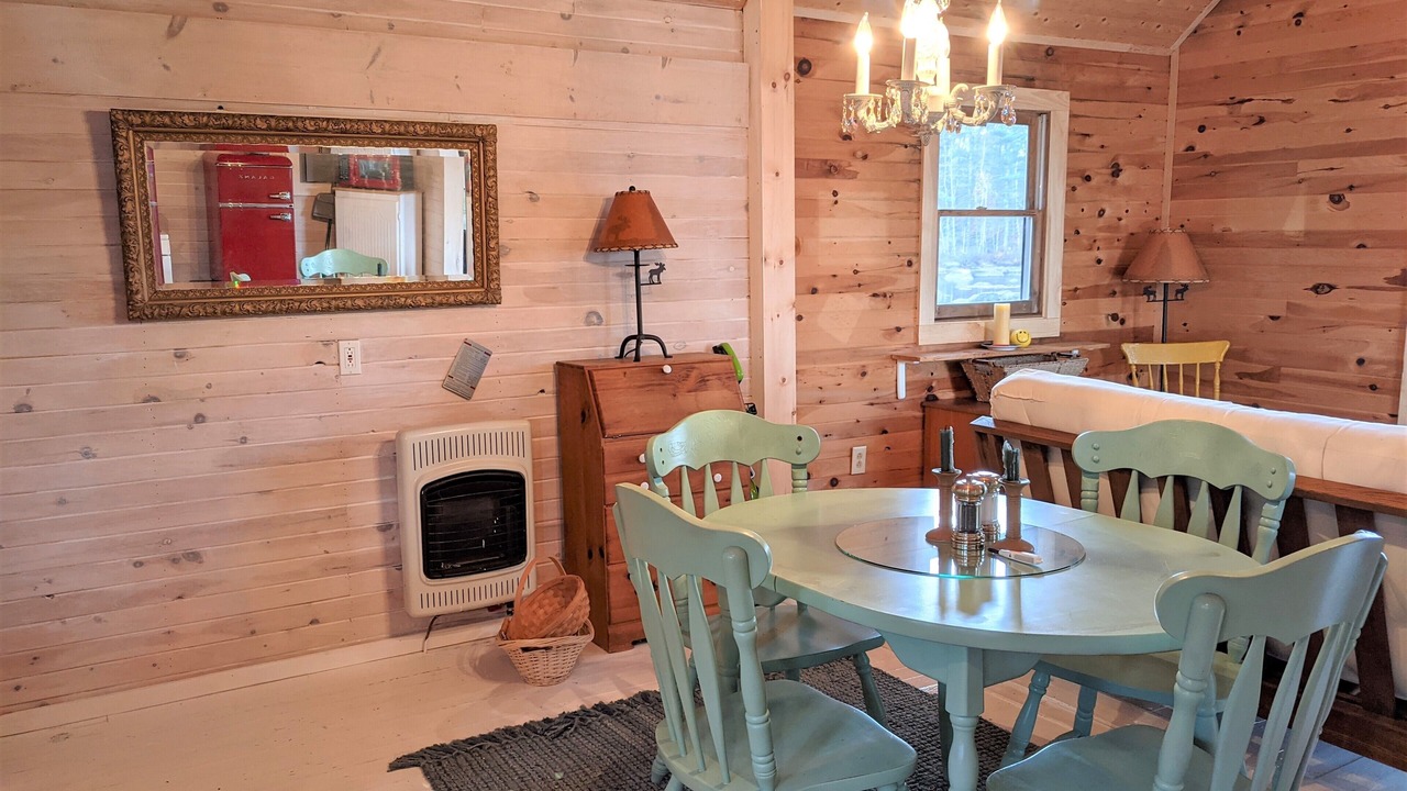 Photo of Livingroom in Ellsworth