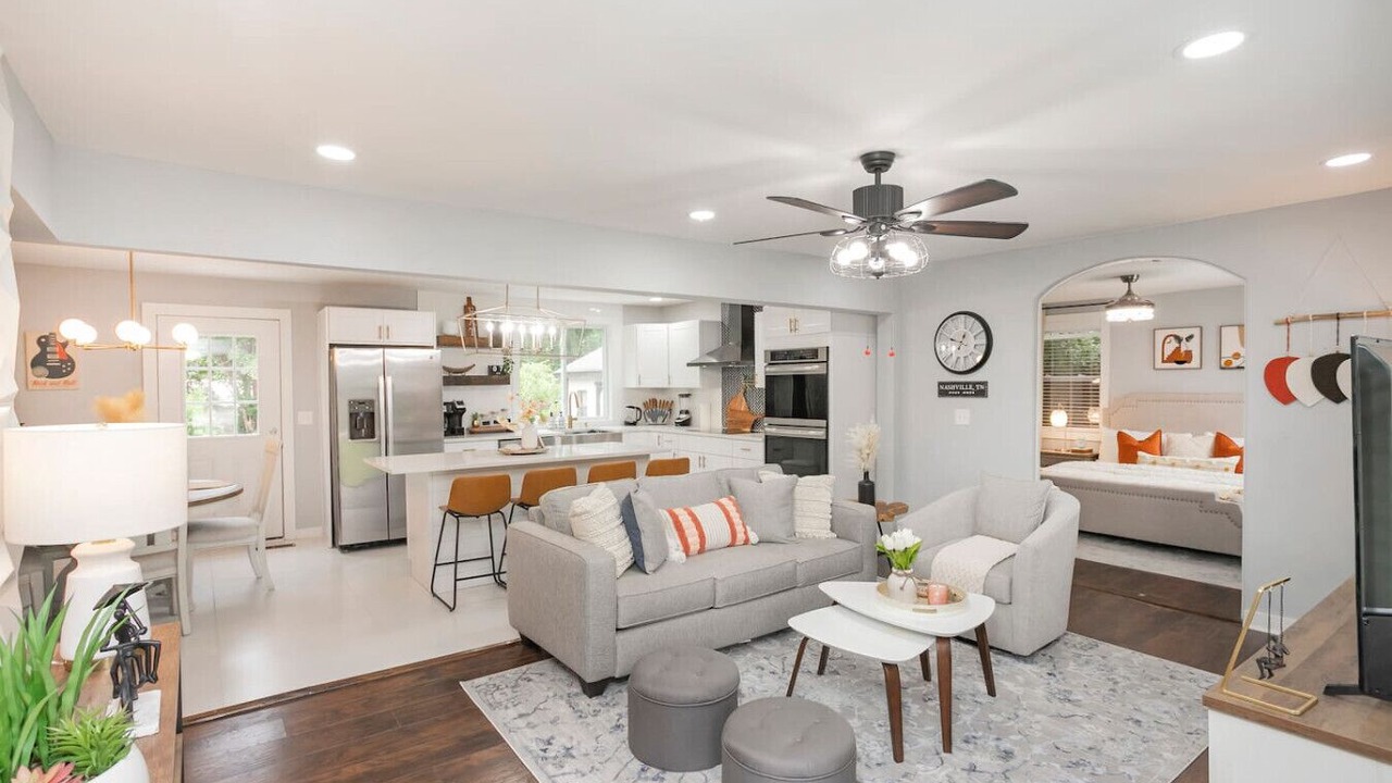Photo of Livingroom in Donelson