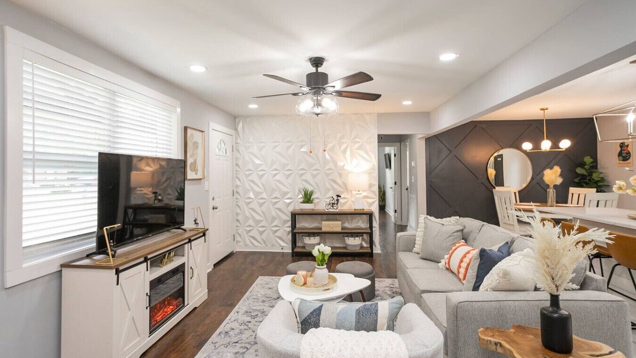 Photo of Livingroom in Donelson