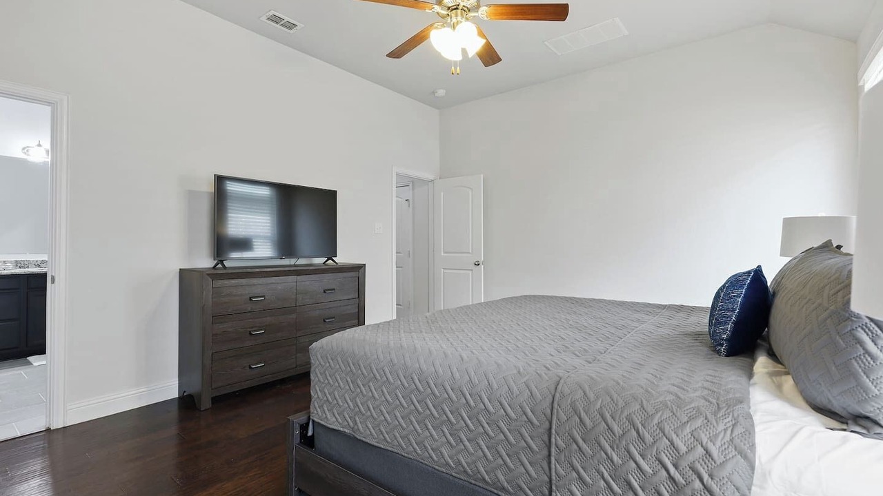 Photo of Bedroom in Little Elm