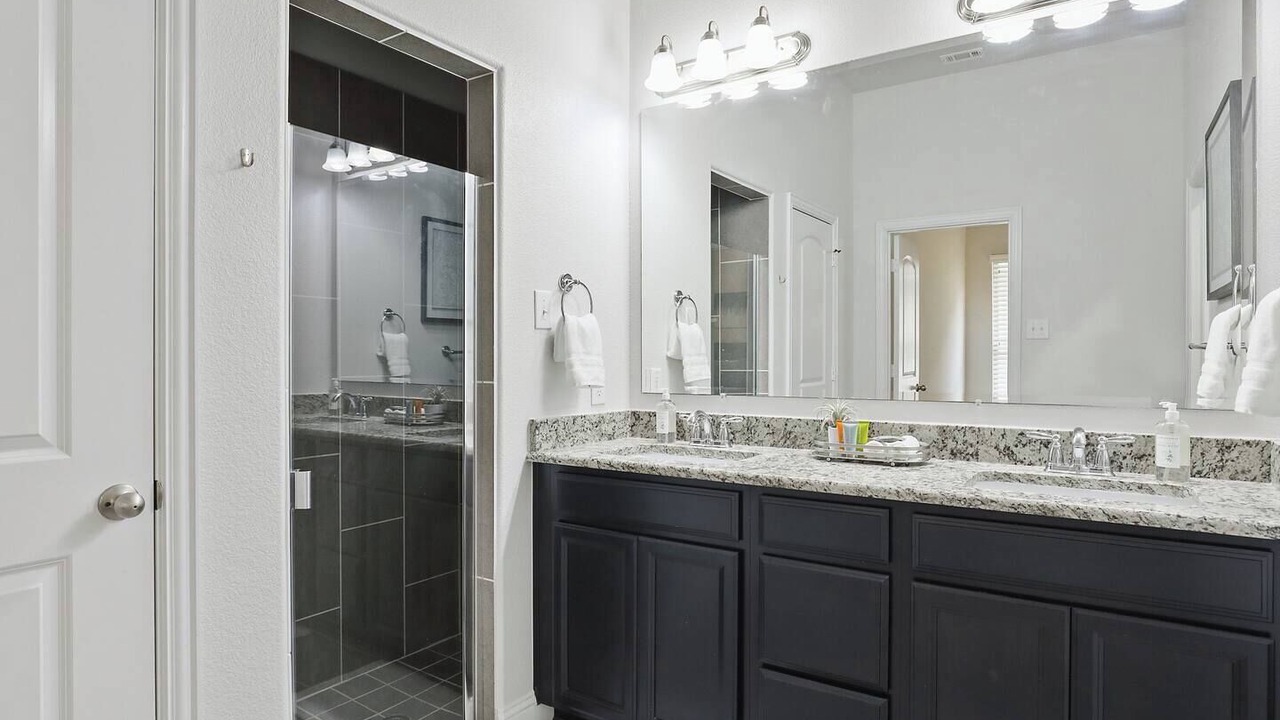 Photo of Bathroom in Little Elm