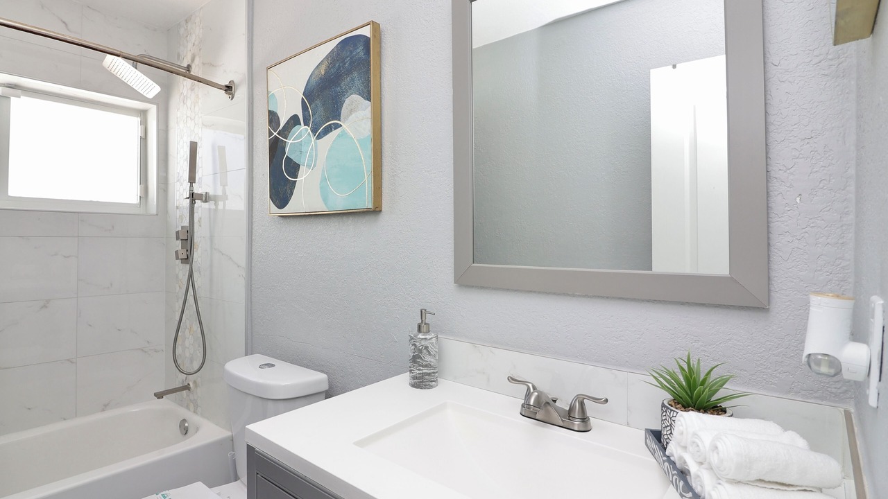 Photo of Bathroom in Miami Gardens