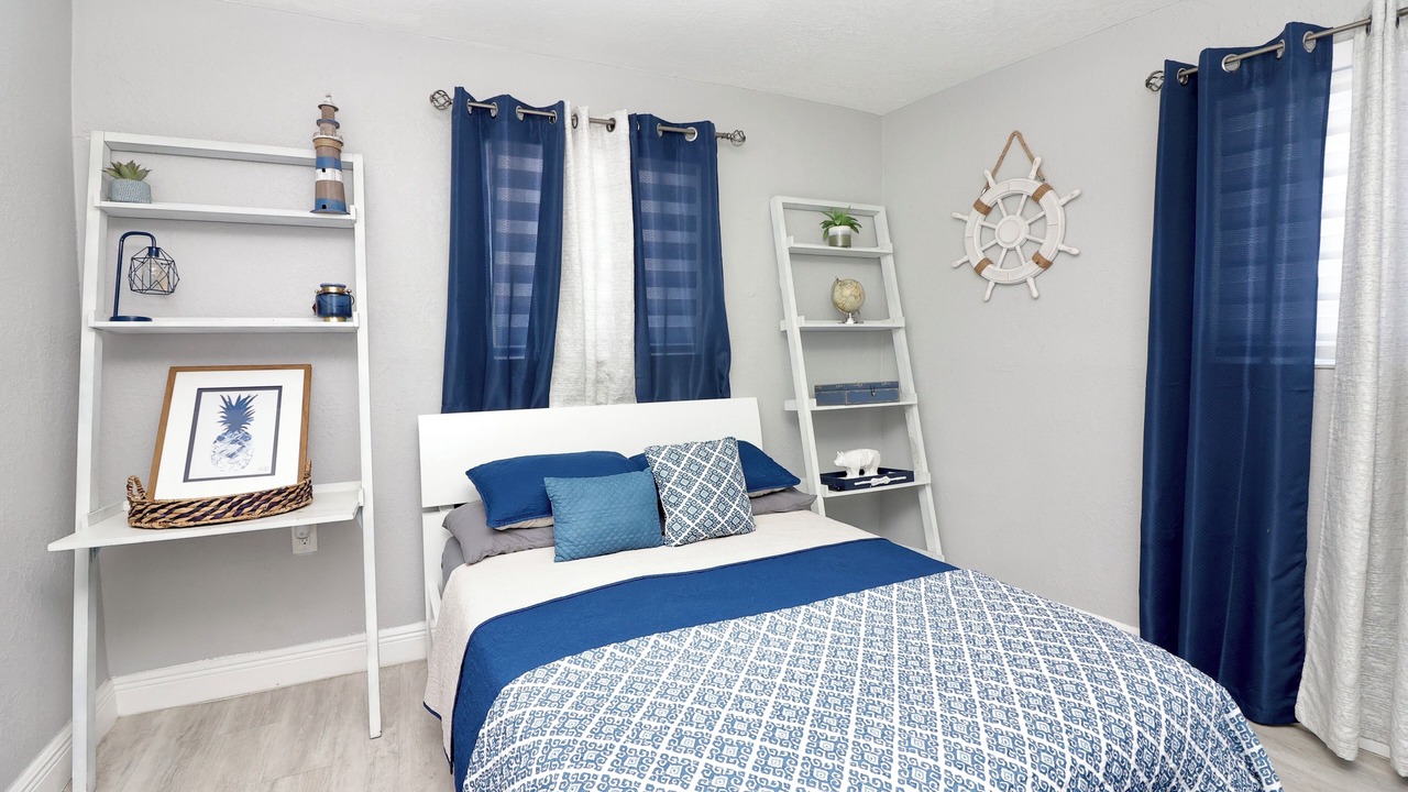 Photo of Bedroom in Miami Gardens