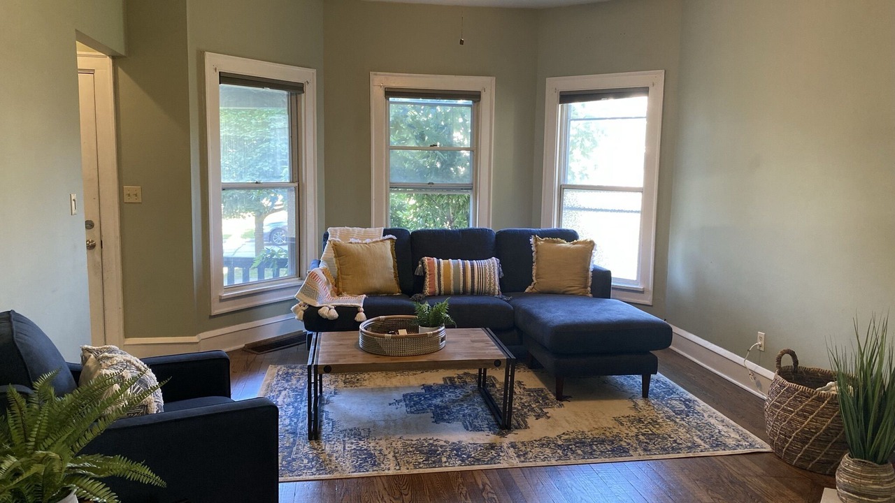 Photo of Livingroom in Lakewood