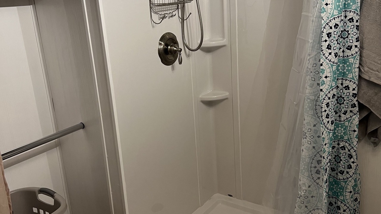 Photo of Bathroom in Seneca