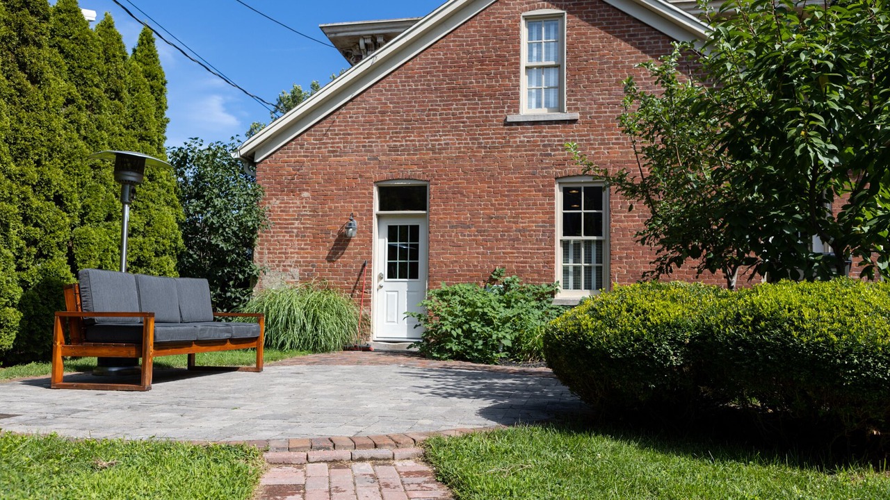 Photo of Outdoor in Downtown Lafayette Historic District