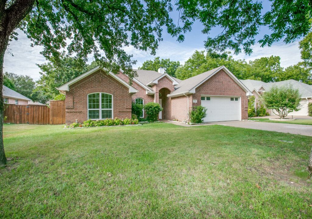 Photo of Outdoor in Flower Mound