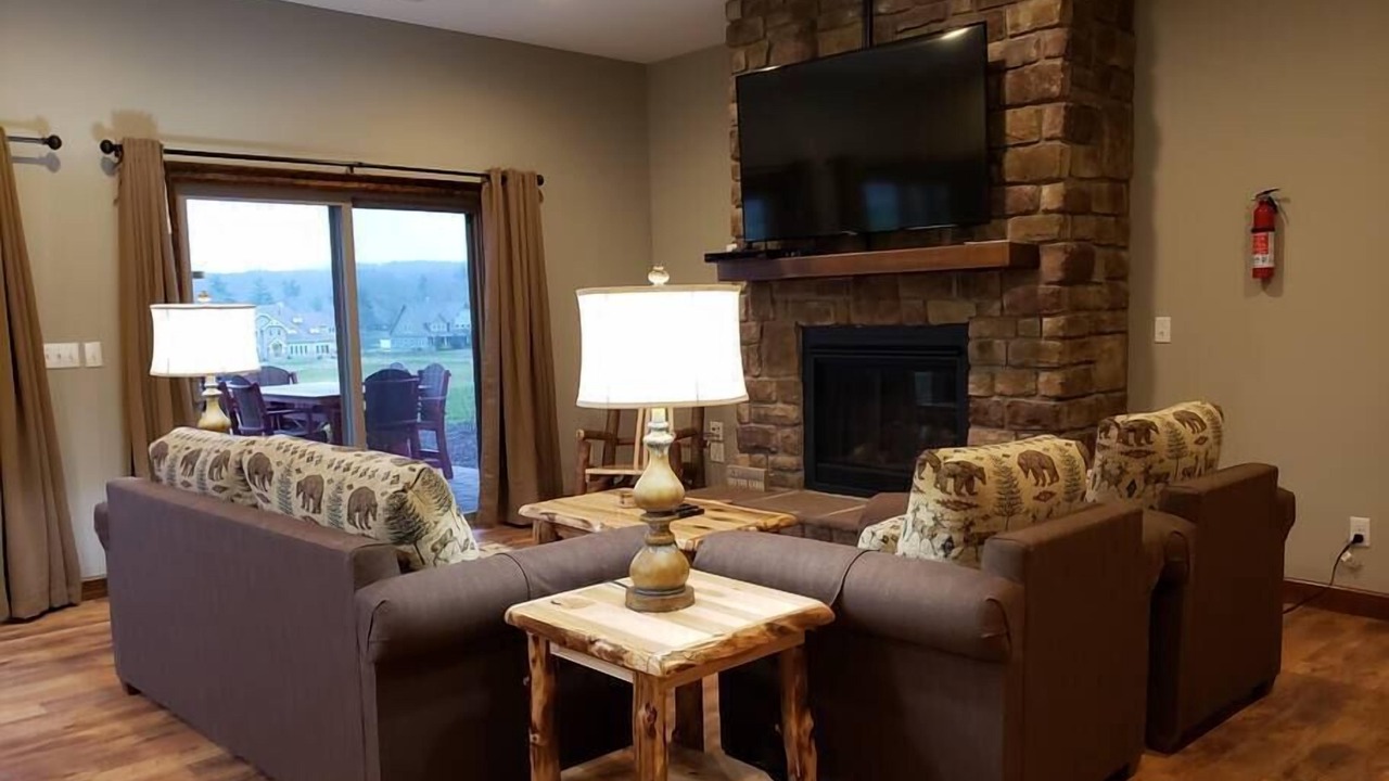 Photo of Livingroom in Waterfront Greens