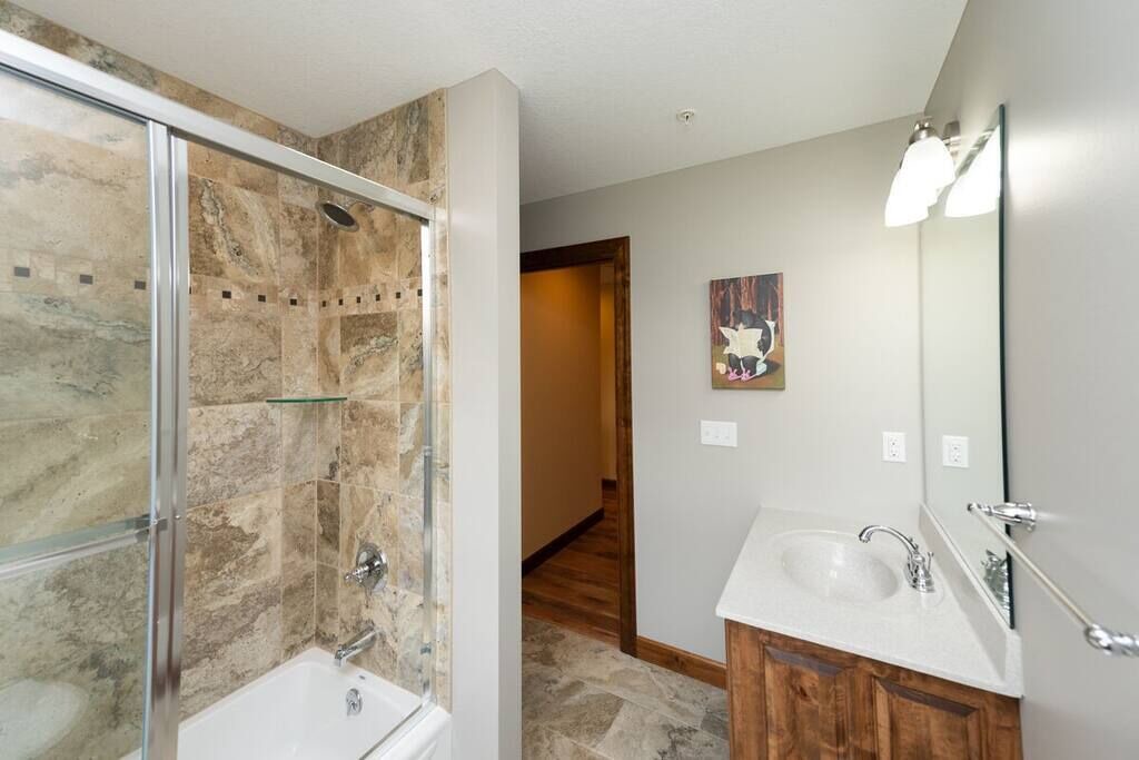 Photo of Bathroom in Waterfront Greens