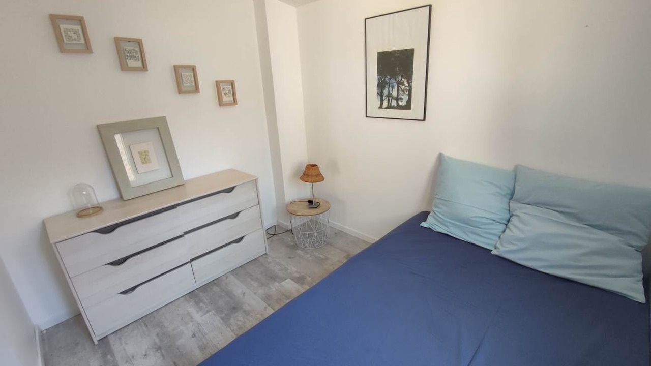 Photo of Bedroom in Figuerolles