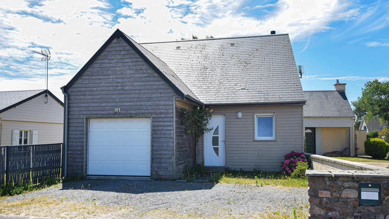 Photo of Others in Creances