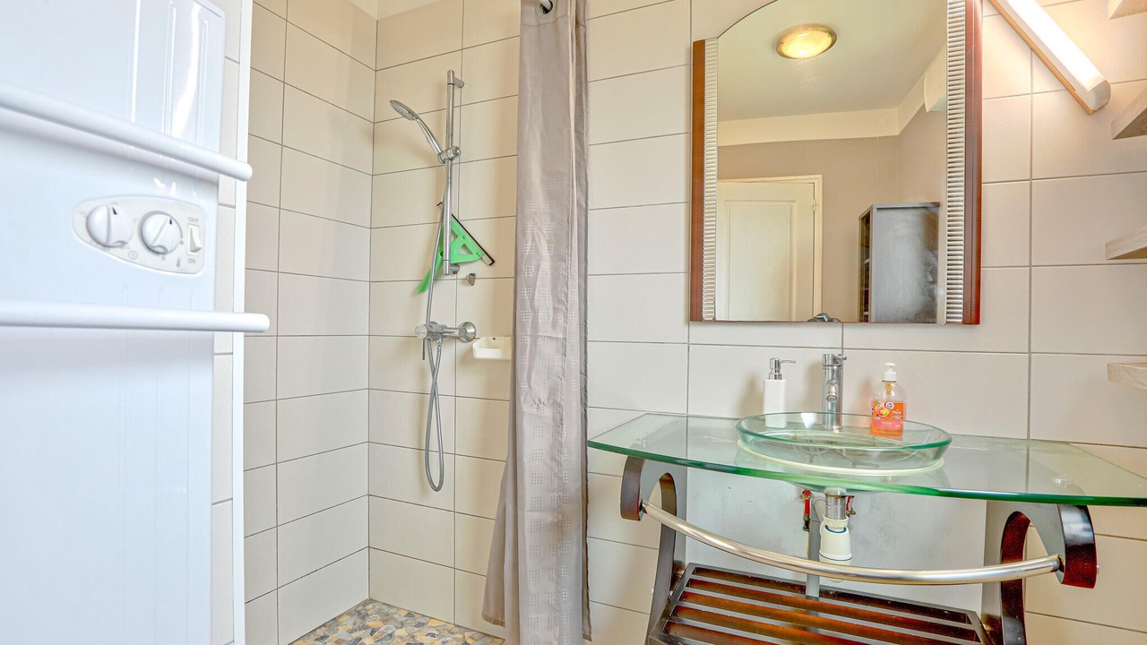 Photo of Bathroom in Creances