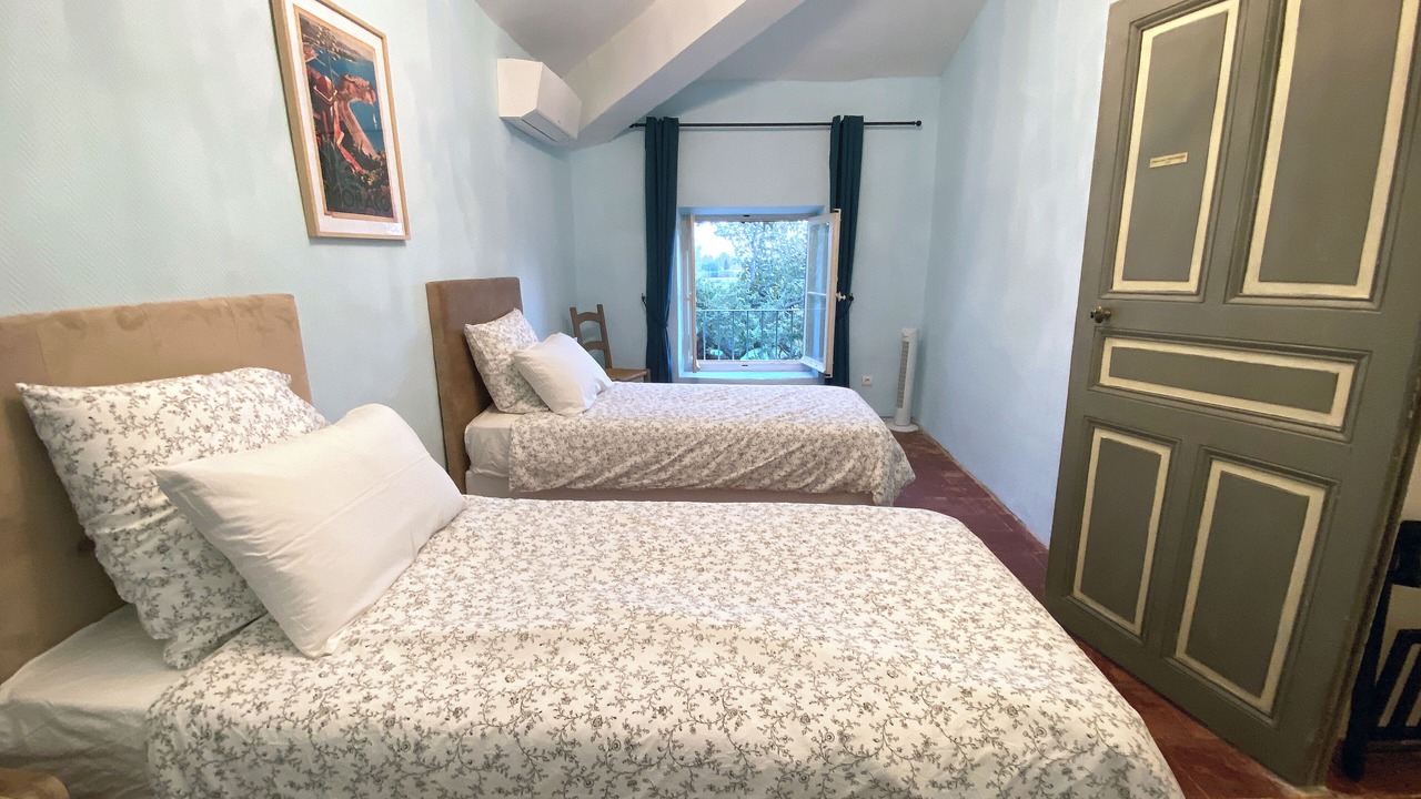 Photo of Bedroom in Le Pontet