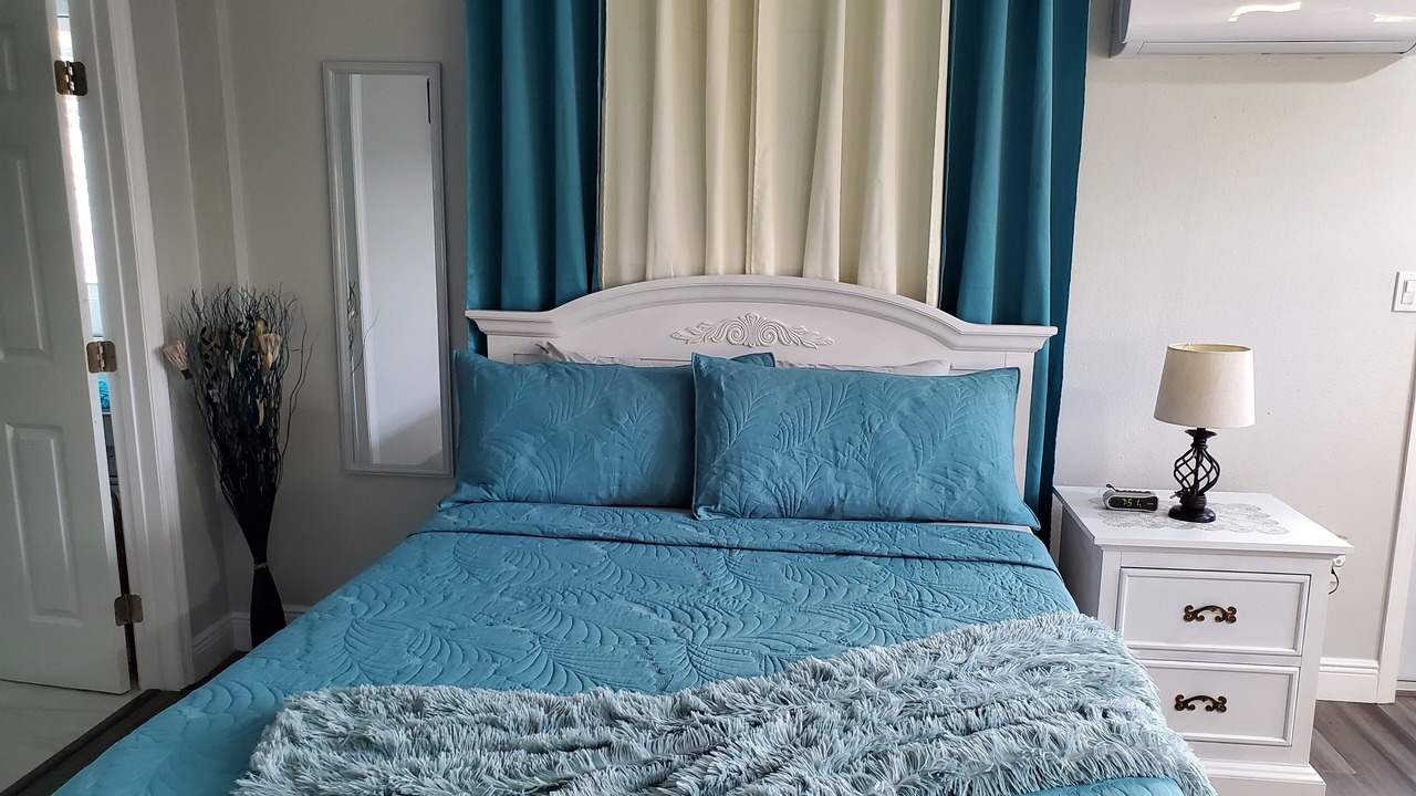 Photo of Bedroom in Tahitian Development