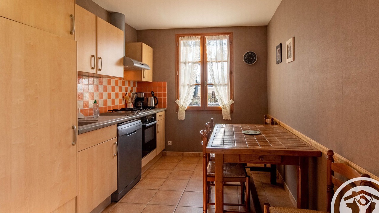 Photo of Kitchen in Saint-Martin-de-la-Place