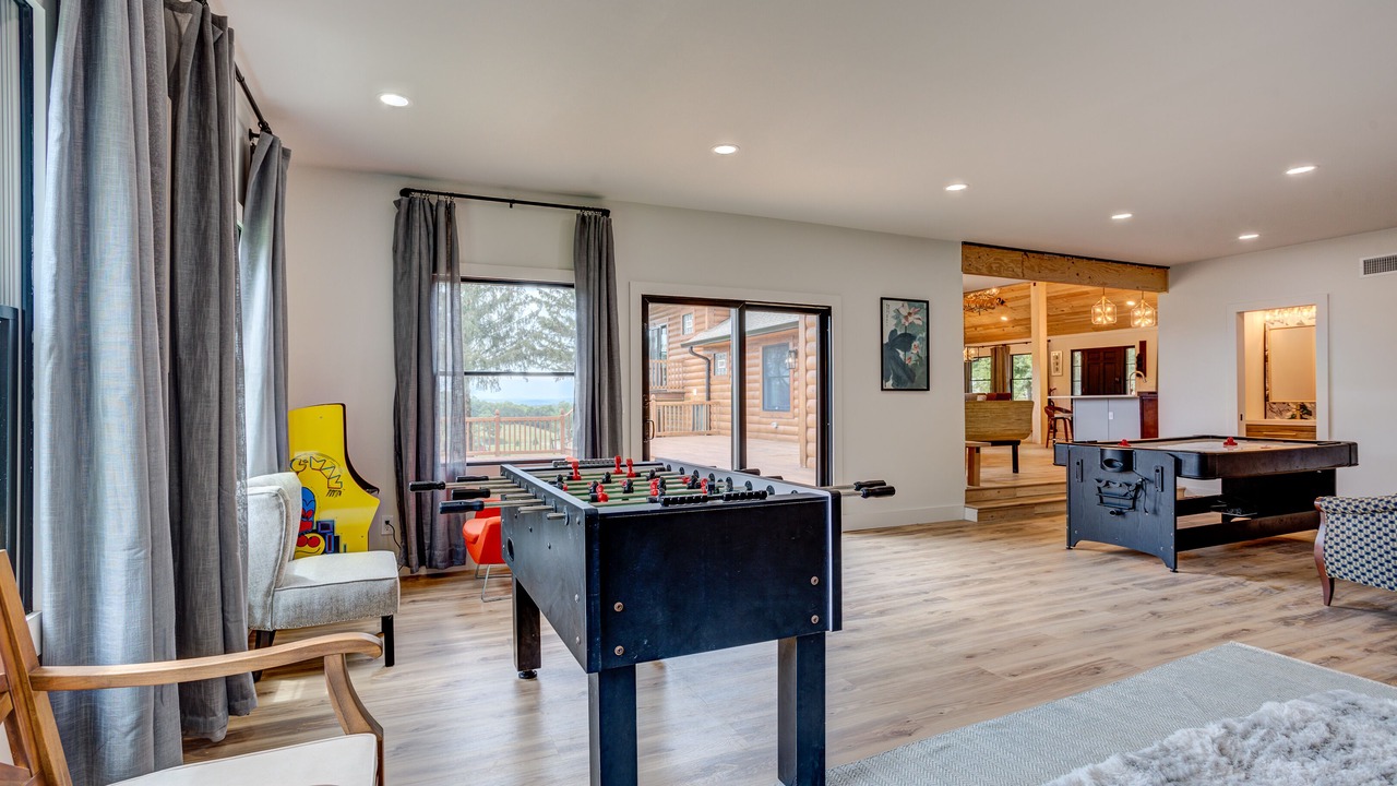 Photo of Bedroom in Swan Lake