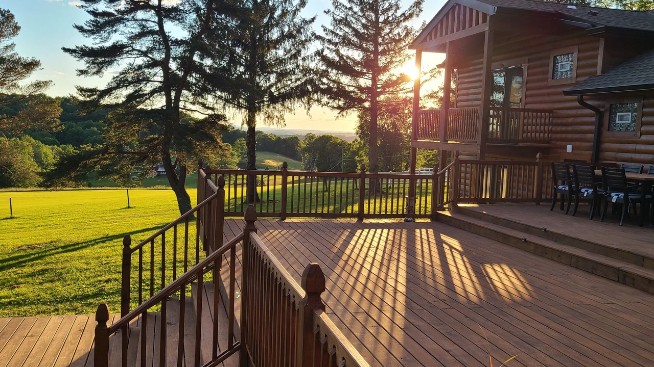 Photo of Patio Balcony in Swan Lake